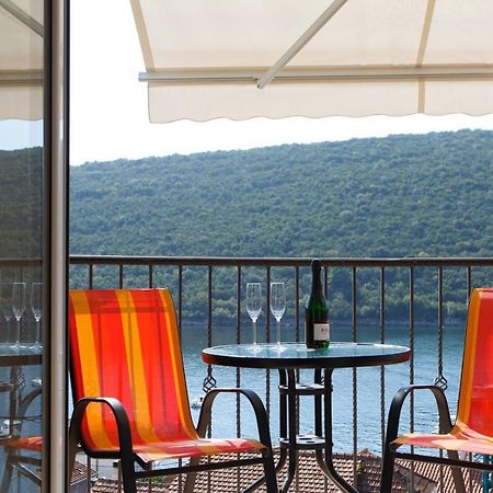 Suntime Apartment Tivat Exterior photo