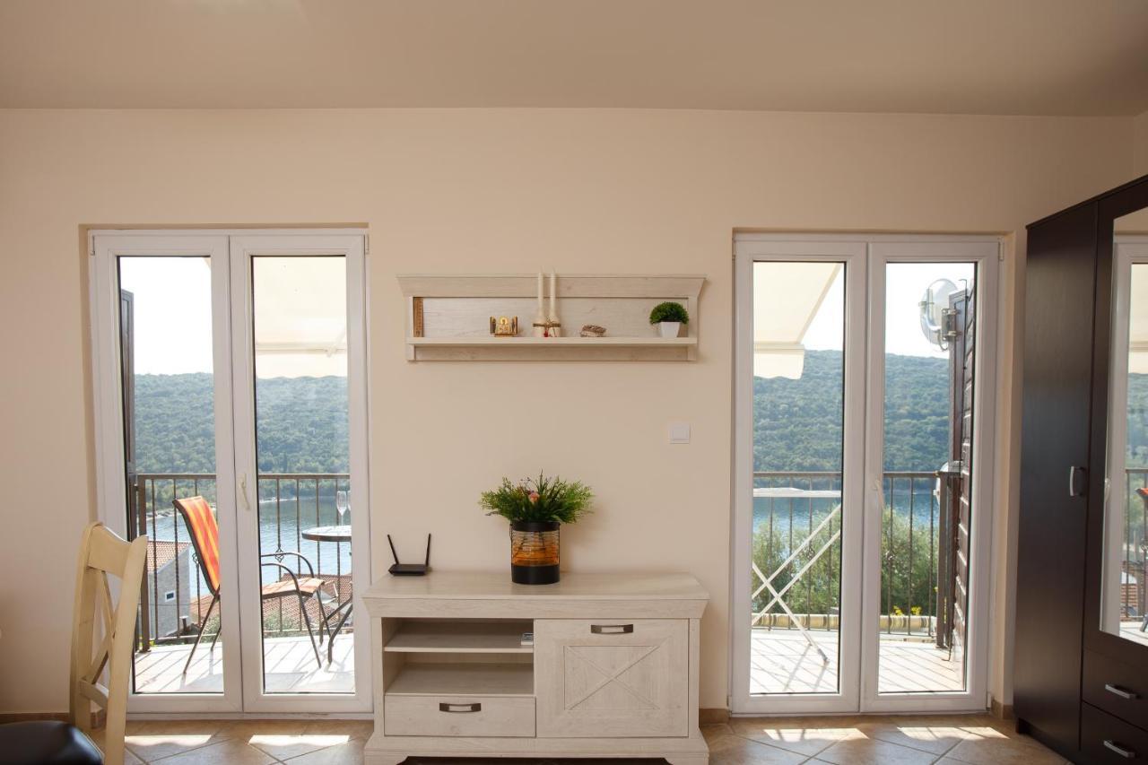 Suntime Apartment Tivat Exterior photo